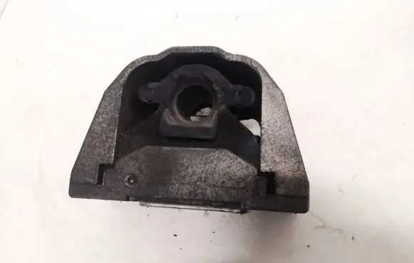 Audi TT Mk1 Engine mount bracket 1j0199262bm 1j0199262