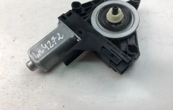 Volkswagen Up Front door window regulator motor 6RU959801