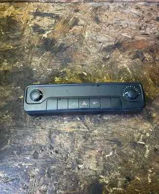 Mercedes-Benz Sprinter W907 W910 Climate control unit A9079055405 W174700 ZCW74700