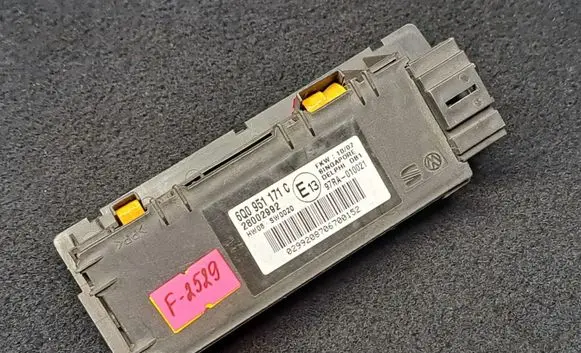 Volkswagen Polo IV 9N3 Ultrasonic Sensor 6Q0951171C