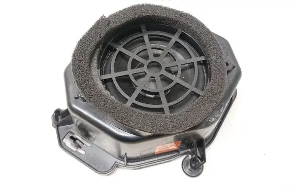 Mercedes-Benz CLA C117 X117 W117 Panel speaker A2048205802