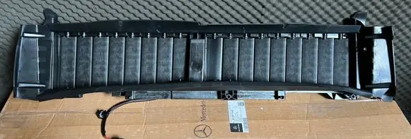 Mercedes-Benz S W222 Intercooler air guide/duct channel A2225007300 20220510035 221190