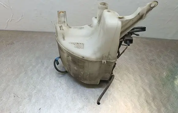 Volvo V60 Windshield washer fluid reservoir/tank 31416284