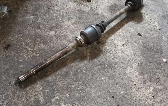 Front driveshaft