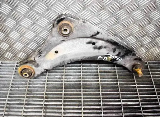 Nissan Juke I F15 Front lower control arm/wishbone