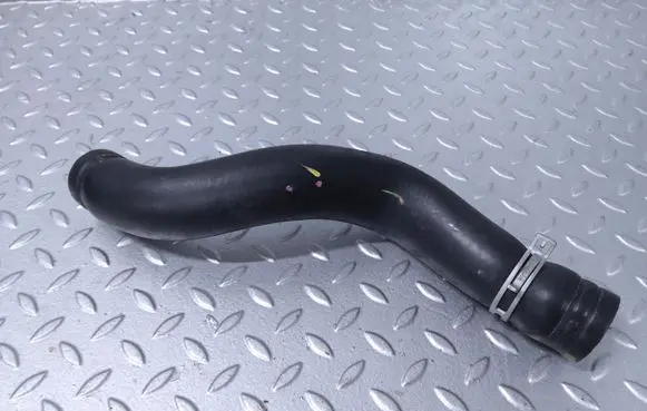 Hyundai i20 (BC3 BI3) Coolant pipe/hose 