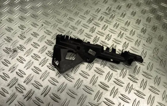 Front bumper mounting bracket