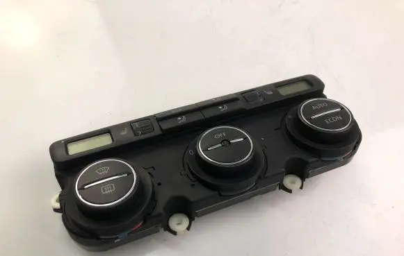 Volkswagen Golf V Interior fan control switch 5HB00873197