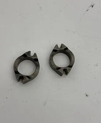 Subaru XV I Fuel Injector clamp holder 