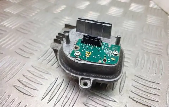 Volkswagen ID. Buzz LED ballast control module 24989601 MDE812316D 25122201