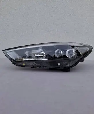 Hyundai Tucson TL Headlight/headlamp 92101D7XXX
