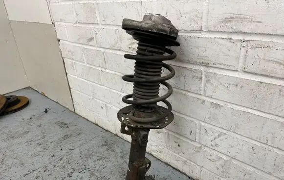 Mercedes-Benz E W212 Front shock absorber/damper