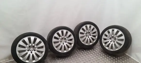 Mercedes-Benz C W204 R17 alloy rim A2044010002