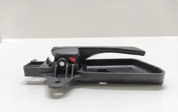 Hyundai i30 Front door interior handle 82623FD000