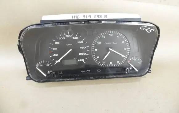 Volkswagen Golf III Speedometer (instrument cluster) 1H6919033B