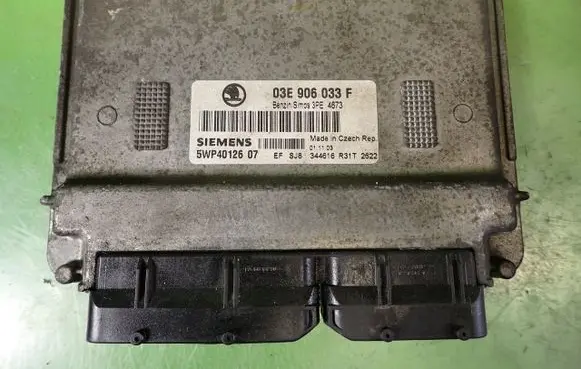 Skoda Fabia Mk1 (6Y) Engine control unit/module ECU