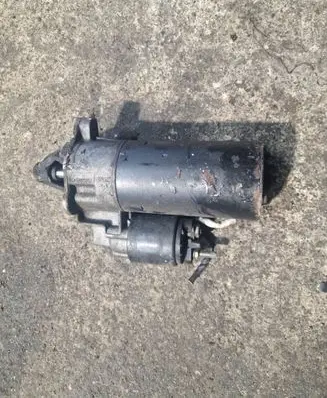 Volkswagen PASSAT B5 Starter motor
