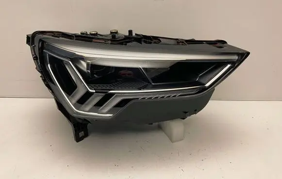 Audi Q3 F3 Headlight/headlamp 83A941034 1090025 11010660000
