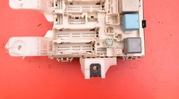 Toyota Prius (NHW20) Fuse box set 9139