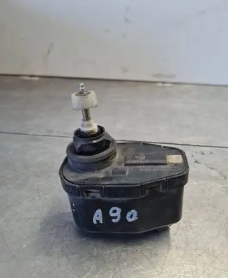 Audi 80 90 B3 Headlight level adjustment motor 893941295 00437520