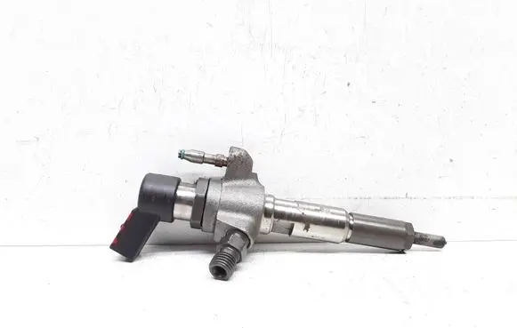 Volvo V60 Fuel injector 9802448680