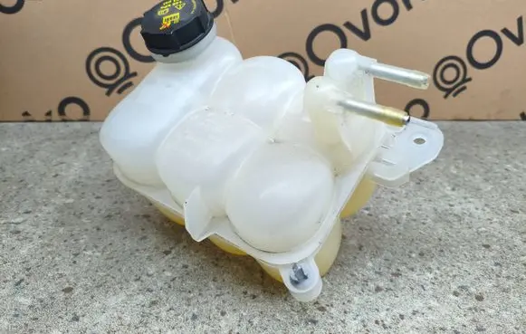 Ford Explorer VI Coolant expansion tank/reservoir L1M38A080AD