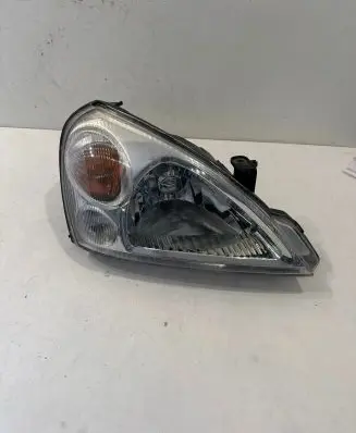 Suzuki Liana Headlight/headlamp