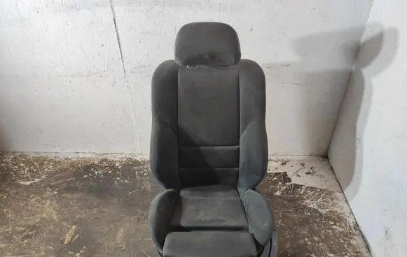 BMW 3 E46 Front driver seat 