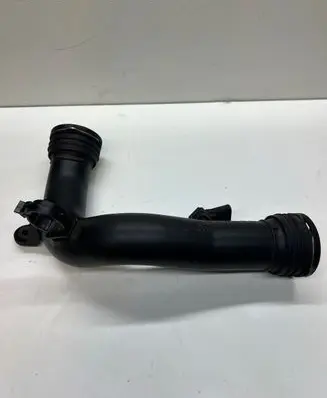 Volkswagen PASSAT B6 Intercooler hose/pipe 1K0145762AD 1K0145770D
