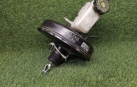 KIA Ceed Brake booster 585001H200 591101H000