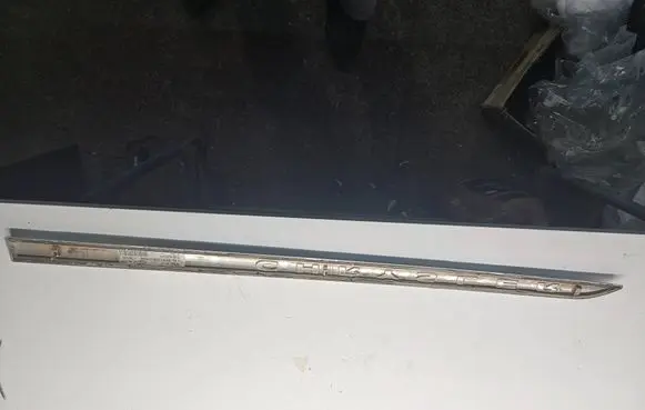 Chrysler Town u0026 Country V Front door trim (molding) 05182598AA