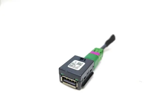USB socket connector