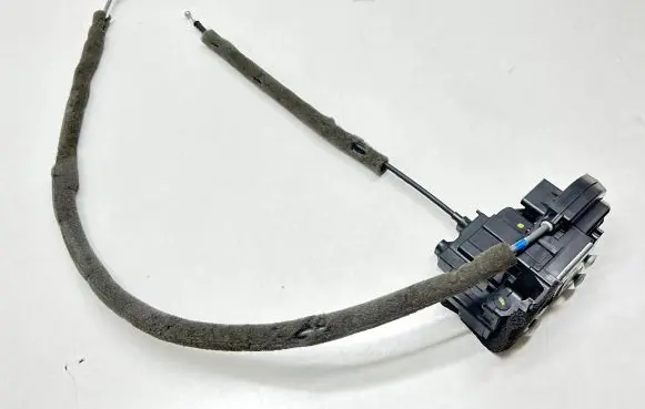 Nissan e-NV200 Front door lock PBT307GF