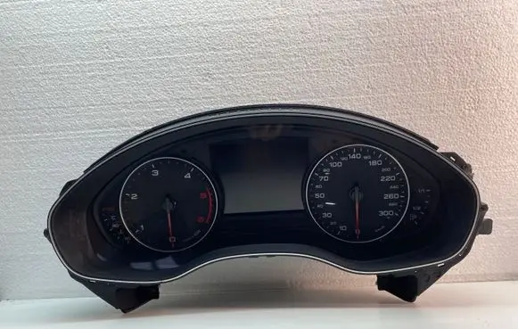 Audi A6 C7 Speedometer (instrument cluster) 4G8920900F