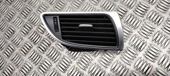 Audi A6 C7 Dashboard side air vent grill/cover trim 4G2820901