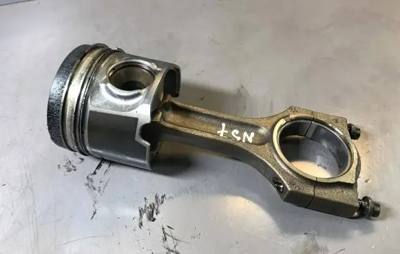 BMW 7 F01 F02 F03 F04 Piston with connecting rod 11248508023 11257805329