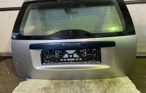 Tailgate/trunk/boot lid