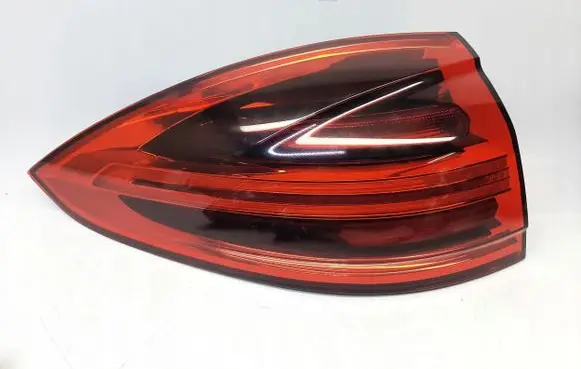 Porsche Cayenne (9PA) Rear/tail lights 7P5945207RporscheE