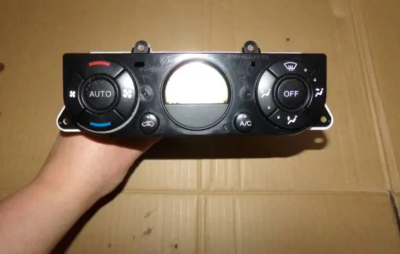 Ford Mondeo Mk III Climate control unit 1s7h18g612ac
