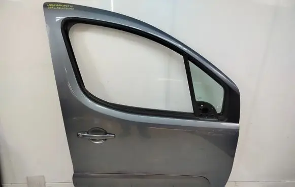 Peugeot Partner Front door 42R45