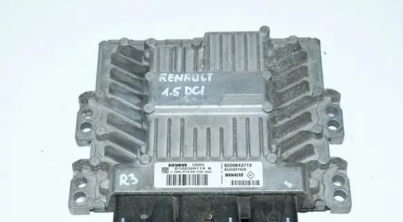 Renault Megane II Engine control unit/module 8200843713 8200807626