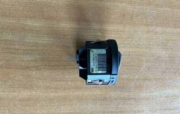 Audi A6 S6 C6 4F Light switch