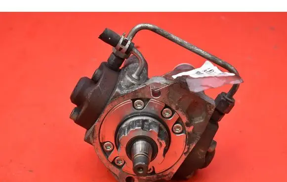 Subaru Outback Fuel injection high pressure pump 294000-1081
