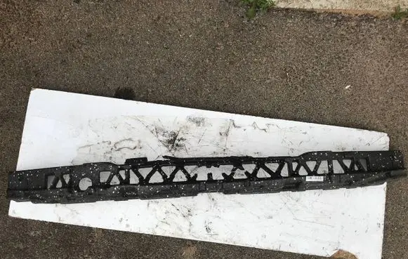 Front bumper foam support bar