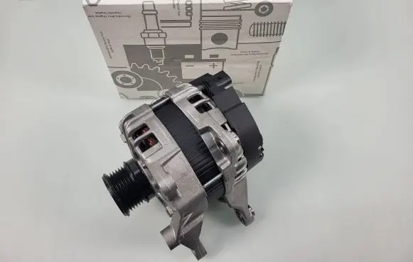 Mercedes-Benz C W205 Generator/alternator A0009067703 0125812011 A0009069405