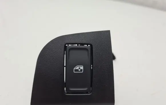 Skoda Octavia Mk3 (5E) Electric window control switch 5E0867186