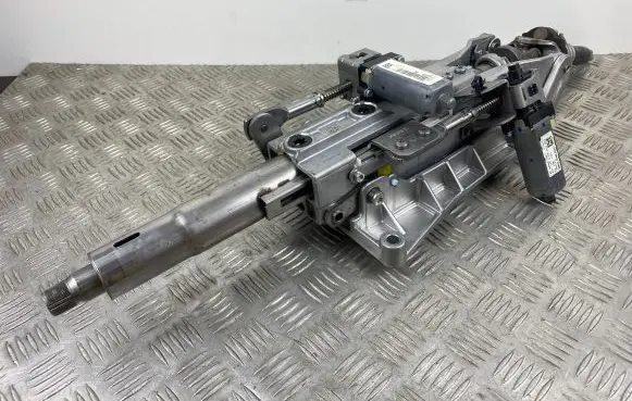 Jeep Grand Cherokee Steering wheel axle ZG806548