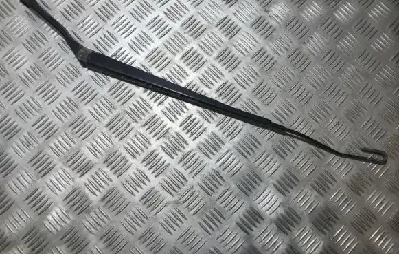Nissan Almera Tino Front wiper blade arm