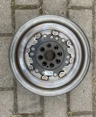 Audi A3 S3 8V Flywheel 06K105266A