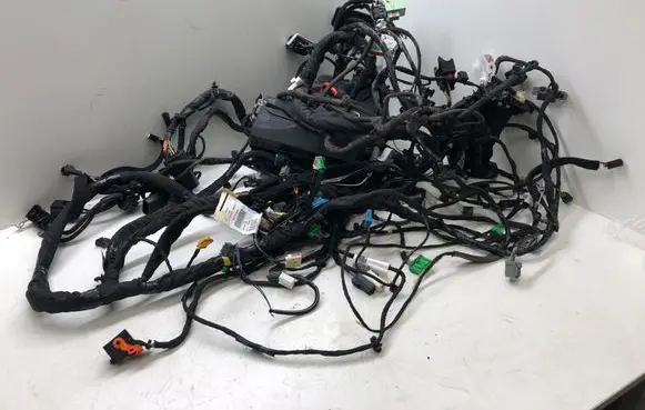 Volvo V40 Engine installation wiring loom 31334621 615068483 31382730AA